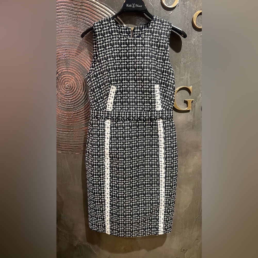 Chic Black and White Tweed Midi Dress